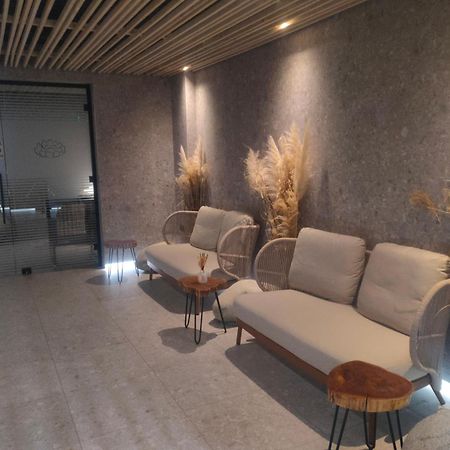 Allure Varna Studios Saints Constantine and Helena Exterior foto